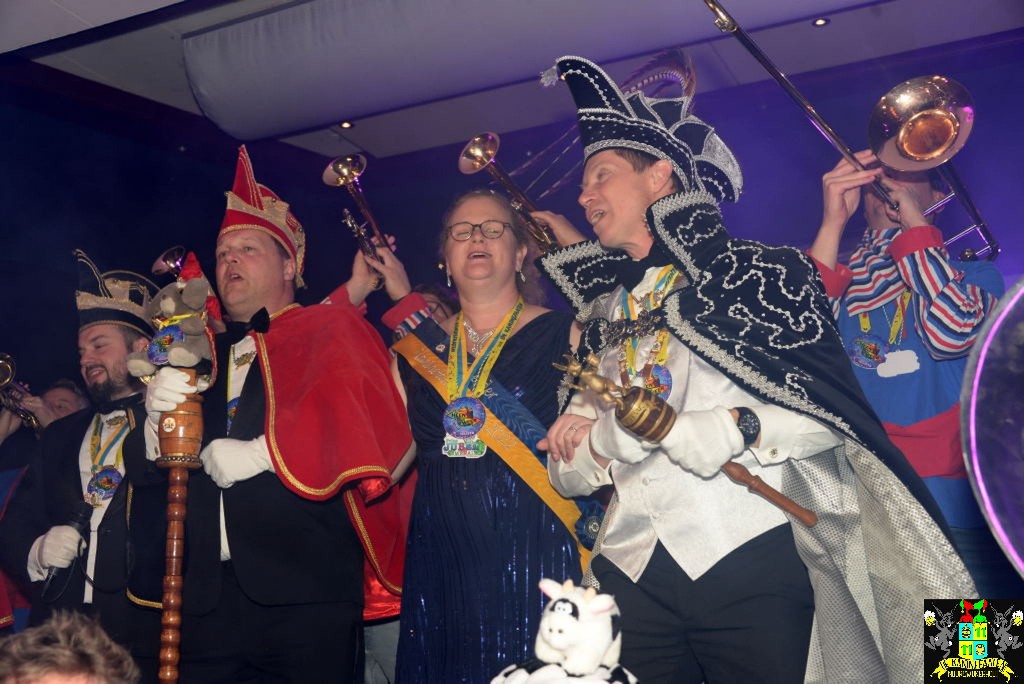 ../Images/Carnavals maandagavond in VdG 046.jpg